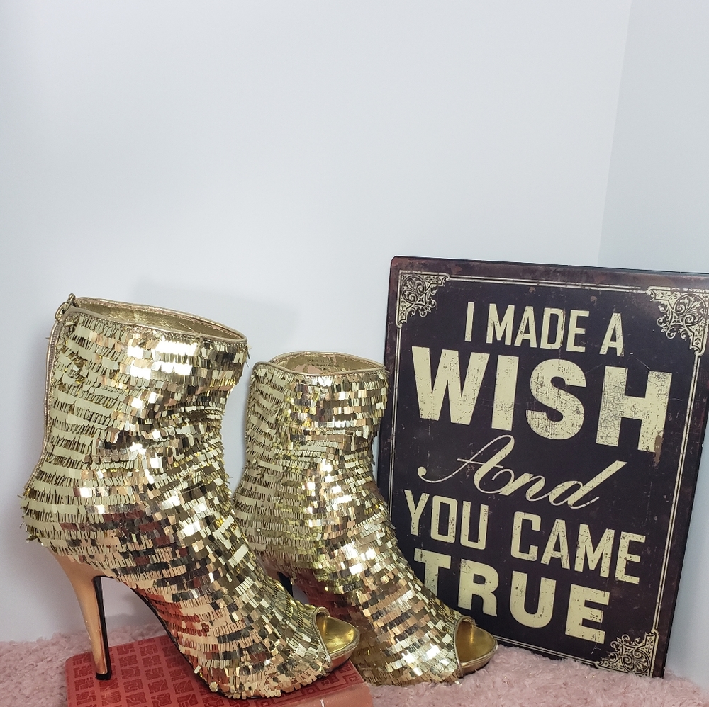Dereon Gold Dynamite High Heel Sequin Booties